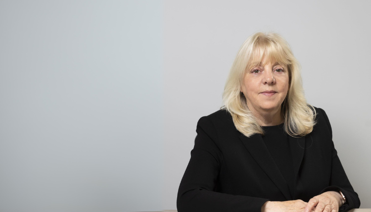 jane lynch feature (1)