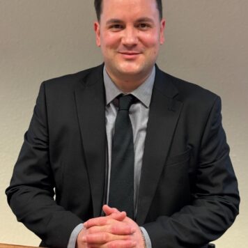 Loyd Dietrichsen HS Web